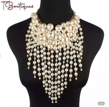 Load image into Gallery viewer, Chandelier Ball Necklace Earring Set
