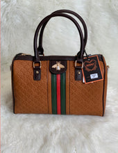 Load image into Gallery viewer, Terra Bee Handbag and wallet Set
